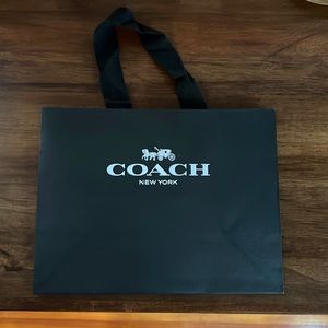 Coach Shopping Bag 🖤